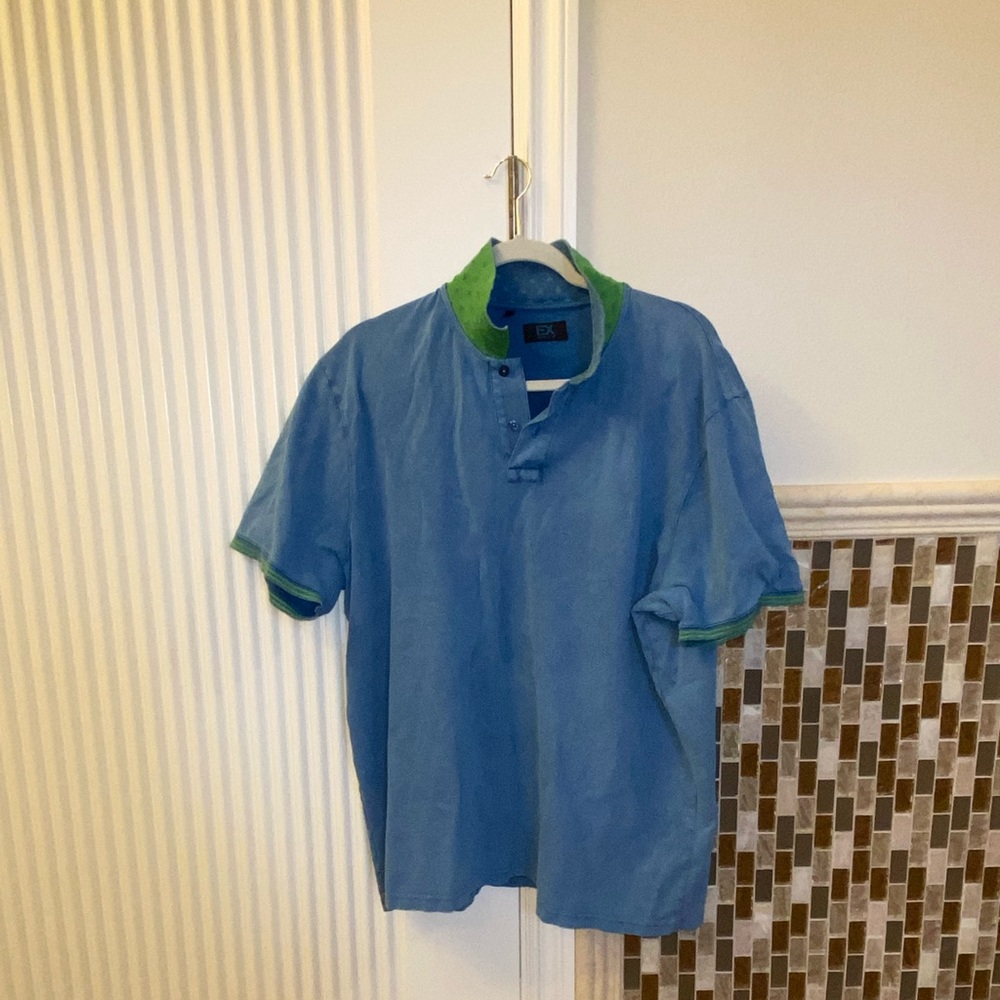 Authentic Men’s Eight X Shirt